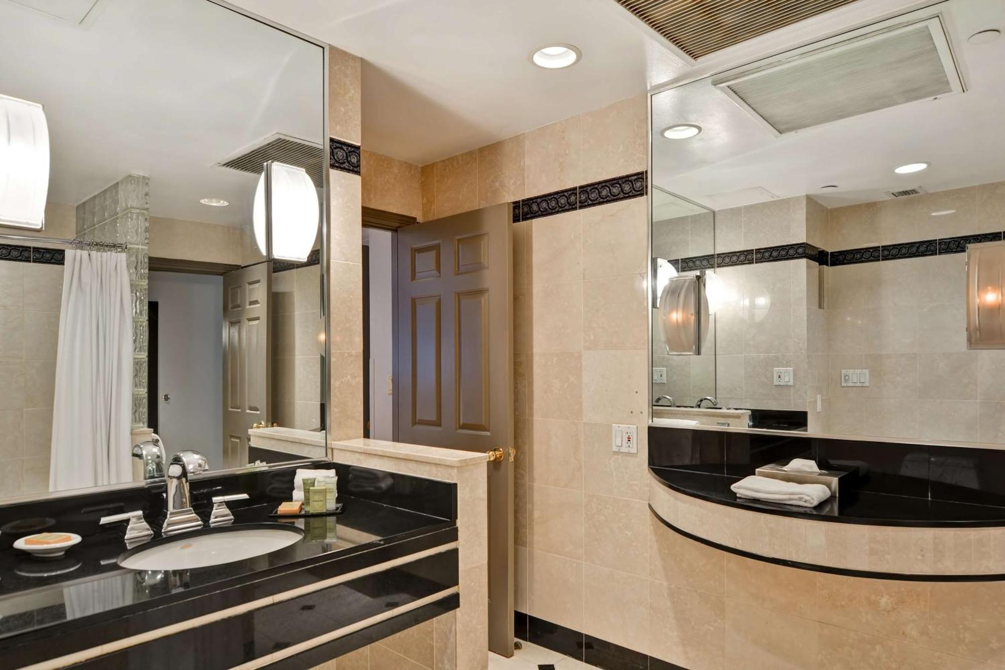 The Cincinnatian Curio Collection By Hilton מראה חיצוני תמונה