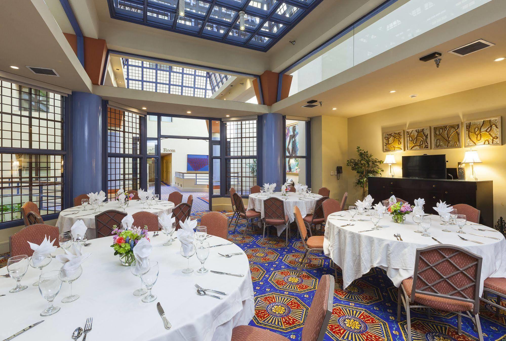 The Cincinnatian Curio Collection By Hilton מראה חיצוני תמונה